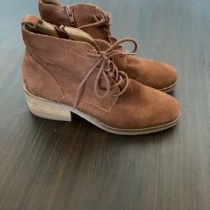 Size 8 Lucky Brand Combat booties